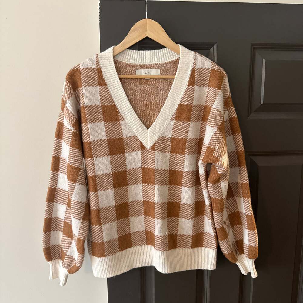 Loft Women's V Neck Checkered Orange/White Long Sleeve Sweater Size Small